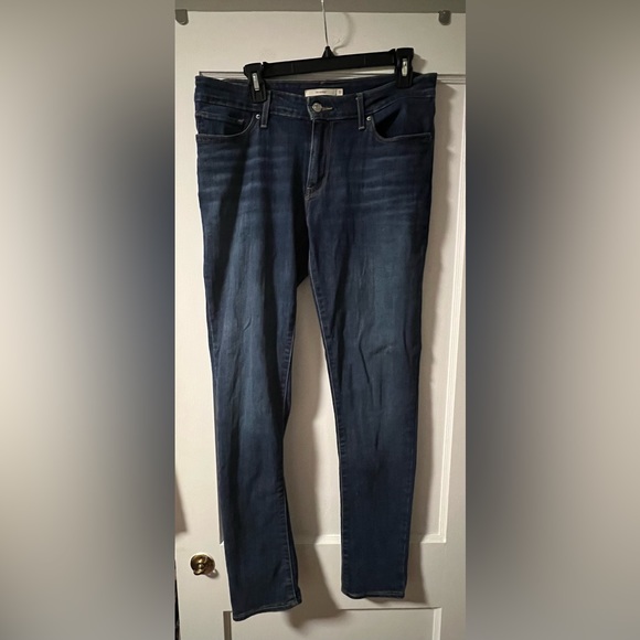 Levi 711 Skinny Jean - Picture 1 of 1